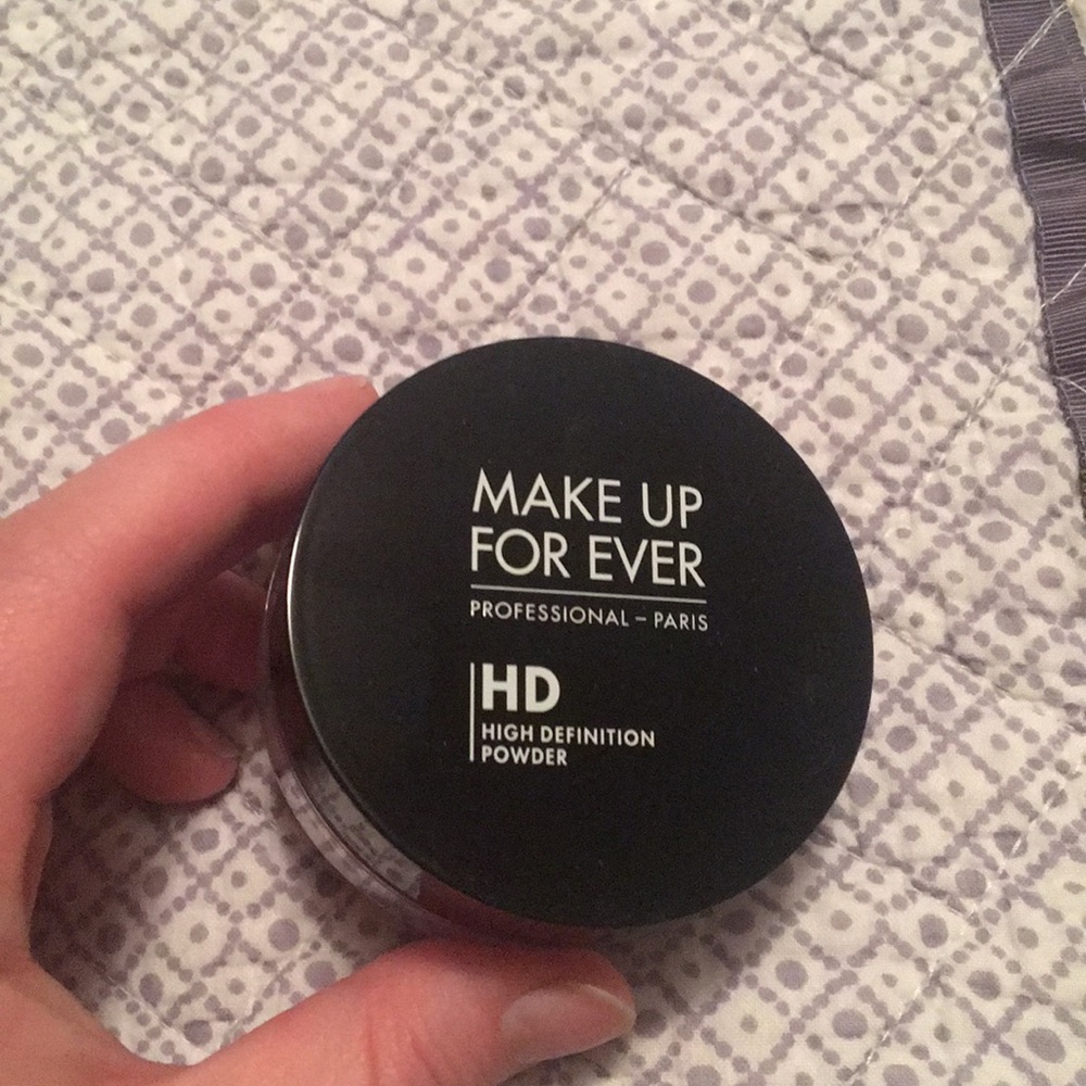 MUFE HD pressed powder color 1